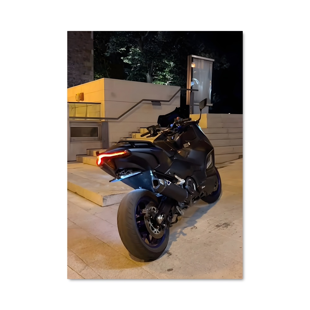 Poster Tmax Éclatant 560 – affiche Yamaha